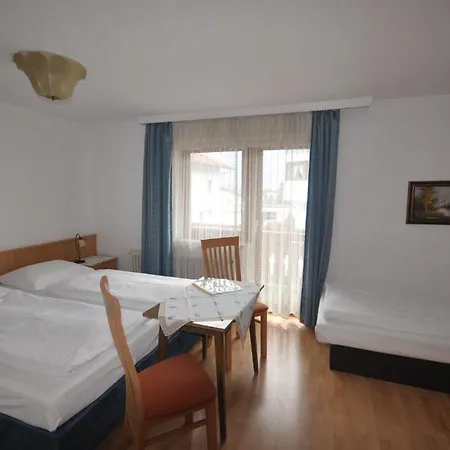 Gaestehaus Edelweiss Kolsass