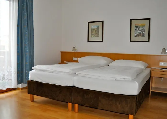 Gasthof Edelweiss 3*